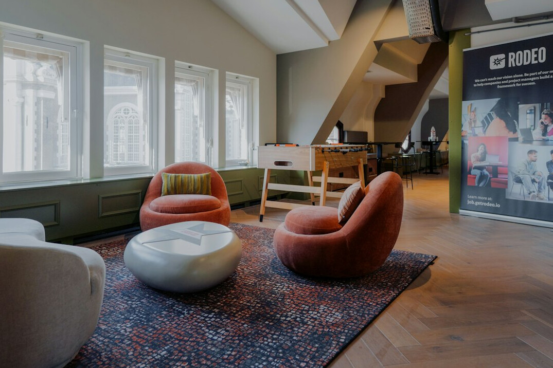 french advertising agency office